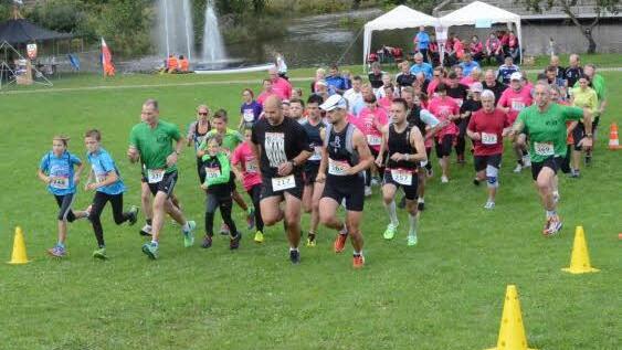 Im Starterfeld des Laufs der Erwachsenen befinden sich auch Ausdauersportler, auf deren Wunsch in diesem Jahr ein Viertel- und Halbmarathon gestartet wird. Foto: Karl-Heinz Hofmann