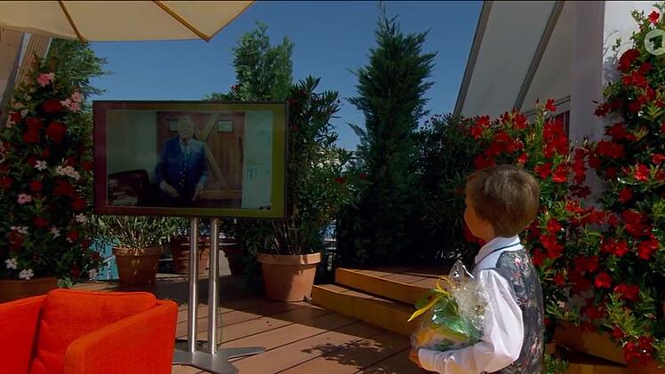 Anton aus Eberswalde bekam nach seinem Auftritt am roten Mikrofon eine pers&ouml;nliche Videobotschaft von Roland Kaiser.