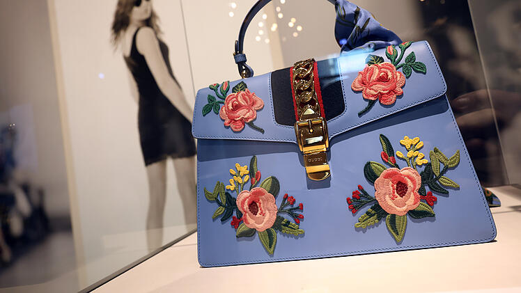 Handtaschen-Ausstellung im Knauf-Museum