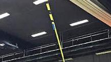 Der Übeltäter an der Decke der Stadthalle. Foto: Andreas Kirchner