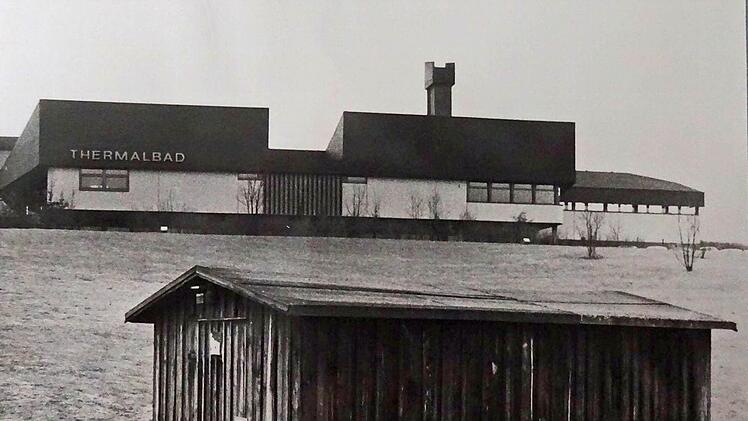 Pfingsten 1976 wurde das Thermalbad Rodach eingeweiht. Seitdem wurde viel in die Therme und einen weitläufigen Kurpark investiert. 1996 wurde der Erweiterungsbau des Bades eingeweiht.