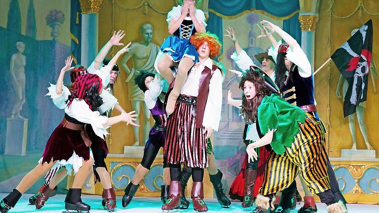 Artistik und Glamour auf Kufen präsentiert der Russian Circus on Ice am 7. Februar in der Konzerthalle. Foto: PR