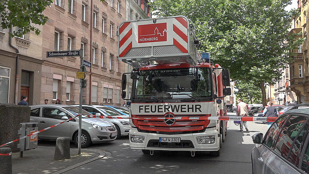 Wohnung geht in Flammen auf