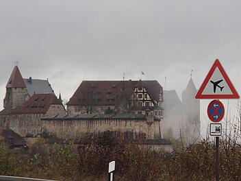 Der Coburger Verkehrslandeplatz unweit der Veste wird ein brisantes Thema im Kommunalwahlkampf.