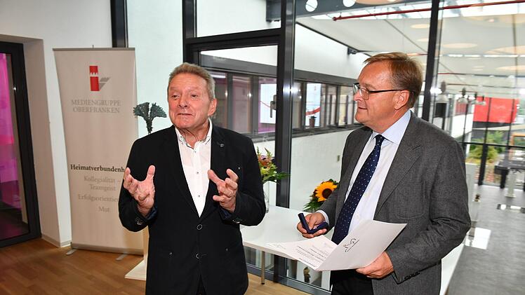 Verleihung der Bürgernadel am 11. Juli im Tagungsraum der Mediengruppe Oberfranken. Foto: Ronald Rinklef
