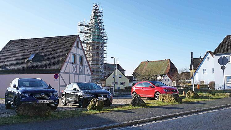 In der Diskussion: der Platz in der Ortsmitte mit Blick auf die Klosterkirche