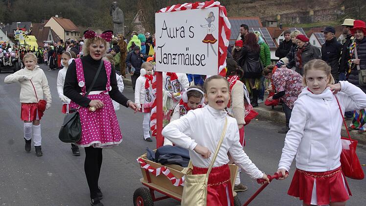 Faschingszug Aura