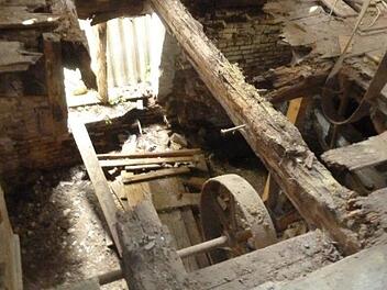 Die alte Mühle an der Mecklenburgischen Seenplatte ist stark einsturzgefährdet. privat