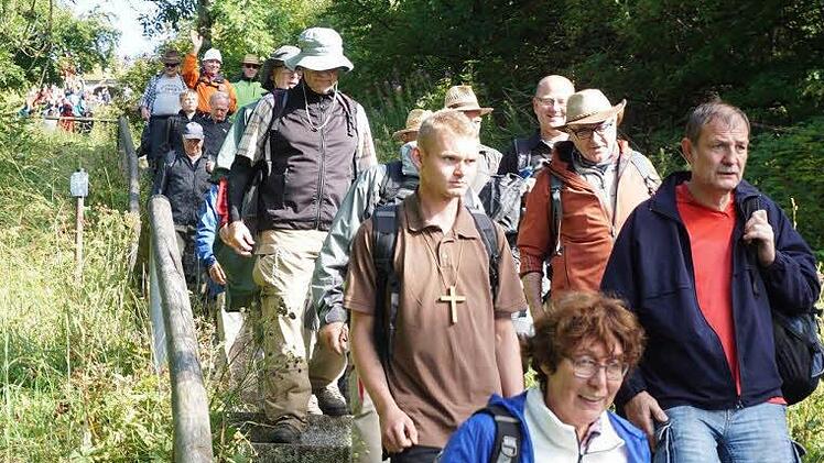 Impressionen von der Kreuzbergwallfahrt. Foto: Marion Eckert