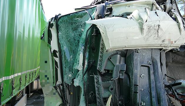 Schwerer Auffahrunfall auf der A6