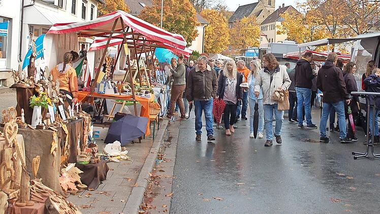 Zur Gallus-Kirchweih in Küps fand wieder ein Herbstmarkt statt, der gut besucht war.