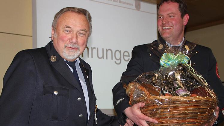 Verdienst: Heinz Heinbuch wurde aus dem Aktiven Dienst und dem Vorstand verabschiedet. Foto: U. Müller