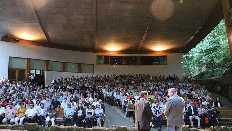 Begrüßung der Gäste. Foto: Jürgen Gärtner