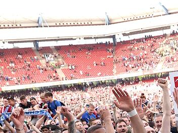 Nürnberg: Sexuelle Belästigung bei FCN-Spiel - Polizei vermeldet blitzschnellen Fahndungserfolg