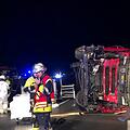 Auf der A9 in Mittelfranken hat sich in den frühen Morgenstunden ein schweres Verkehrsunglück ereignet. Foto: Goppelt/News5