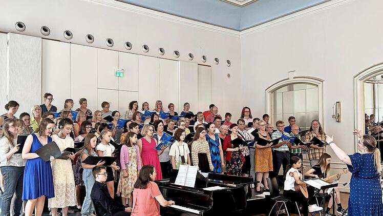 Der Kaiser-Heinrich-Chor hat die gesamte Bandbreite seines Könnens gezeigt.