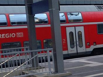 Bahnhof, Zug, Bahn, S-Bahn