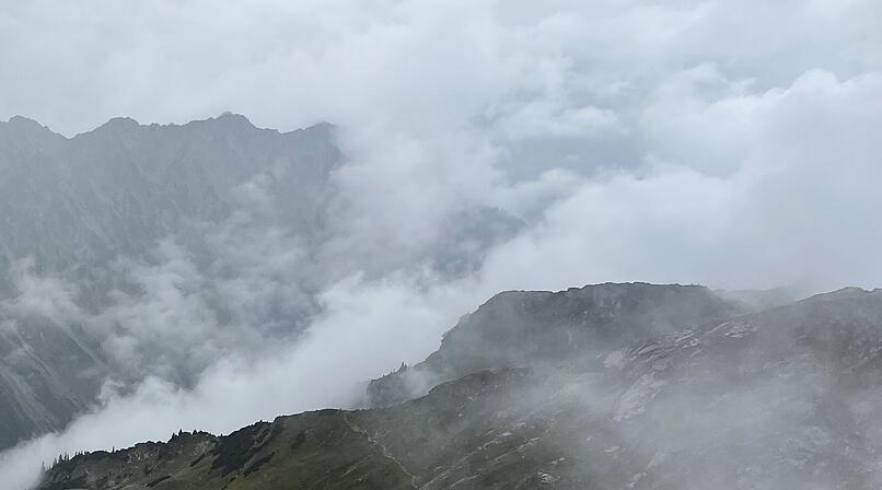 22-J&auml;hriger stirbt in Allg&auml;uer Bergen - Absturz in felsiges Gel&auml;nde