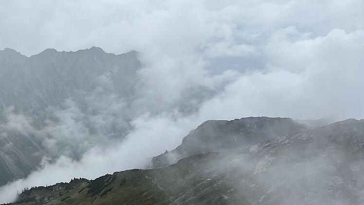 22-J&auml;hriger stirbt in Allg&auml;uer Bergen - Absturz in felsiges Gel&auml;nde