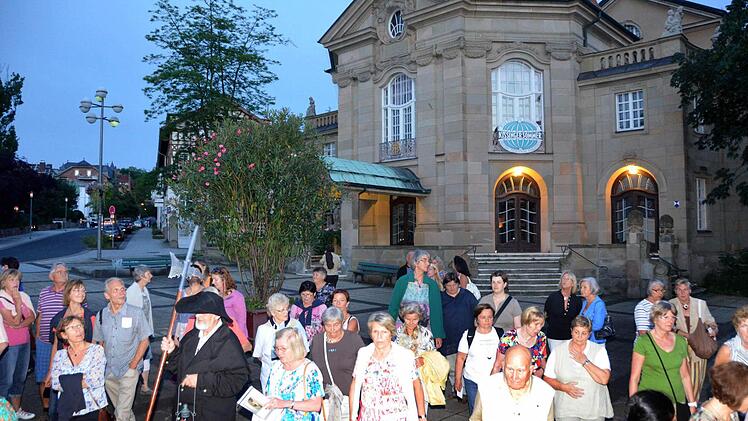 Das Theater gehört zu den Stationen der Nachtwächtertour.