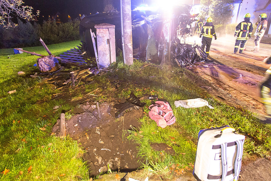 Landkreis Sonneberg: Fünf junge Menschen bei Frontalcrash schwer verletzt