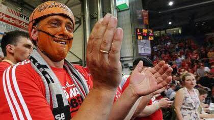 Brose Baskets Fans in ihrem Element. Foto: User Frankenpower123