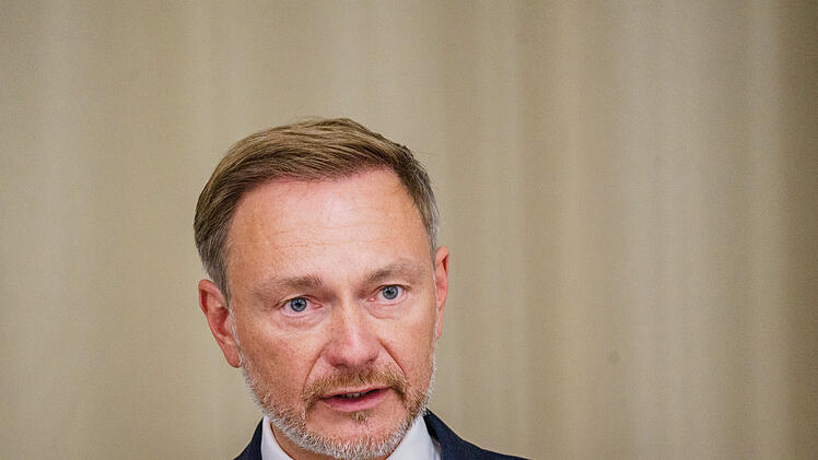 Landtagswahl Bayern 2023 in Bamberg: Politik-Stars unterstützen Direktkandidaten vor Ort