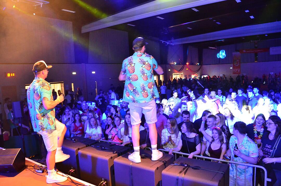 MALLE PARTY mit DJ Ratzi