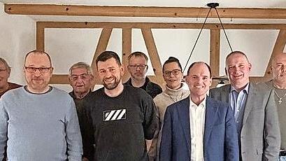 Die Kandidaten von CSU und B&uuml;rgerblock in der Aufstellungsversammlung.