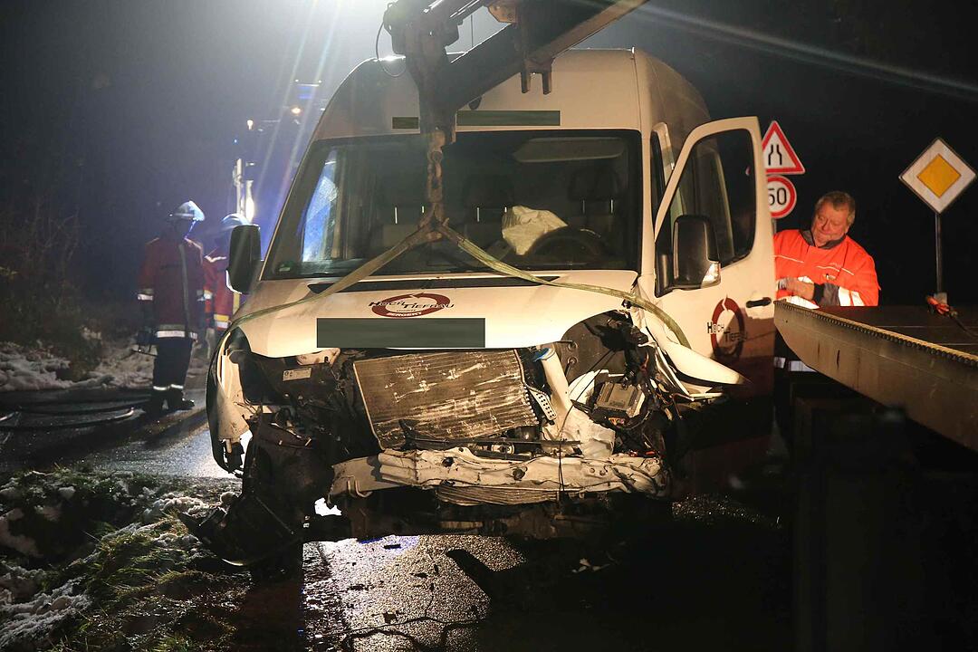 Gefrees: Vorfahrt missachtet - Frau schwer verletzt