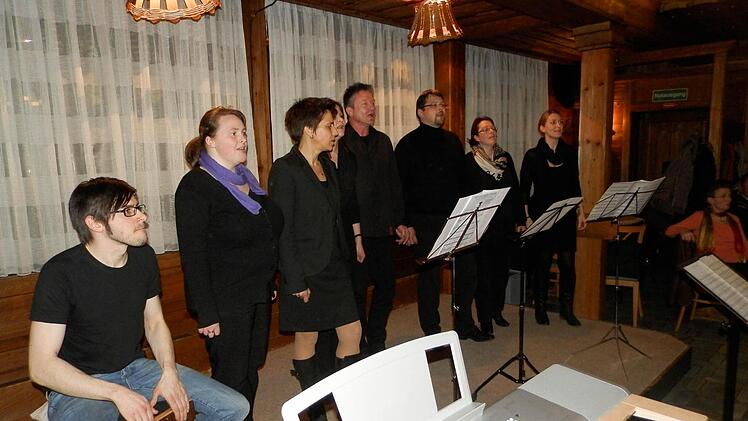 Der kleinste Gospelchor im Landkreis? Die Casteller bei ihrem Auftritt.