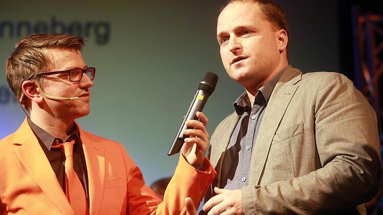Bei der Siegerehrung Foto: Timo Geldner
