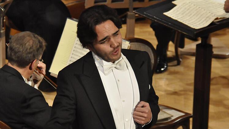 Rodrigo Porras Garulo ist ein begnadeter Tenor.   Foto: Peter Klopf