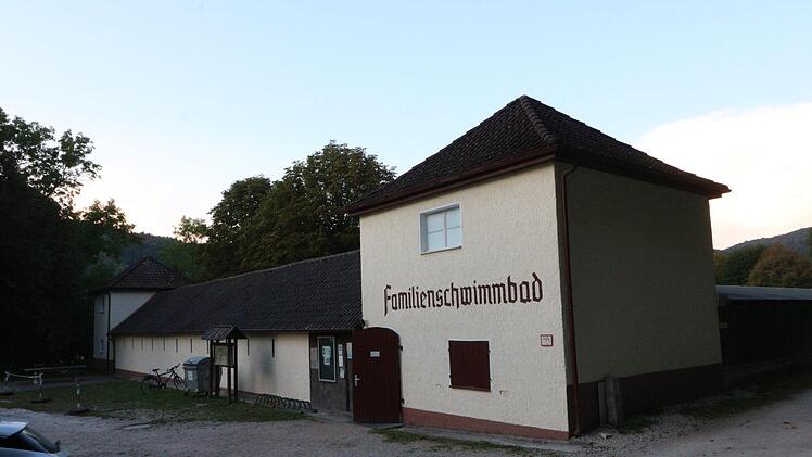 Das Freibad in Streitberg bleibt geschlossen. Foto:  Pauline Lindner