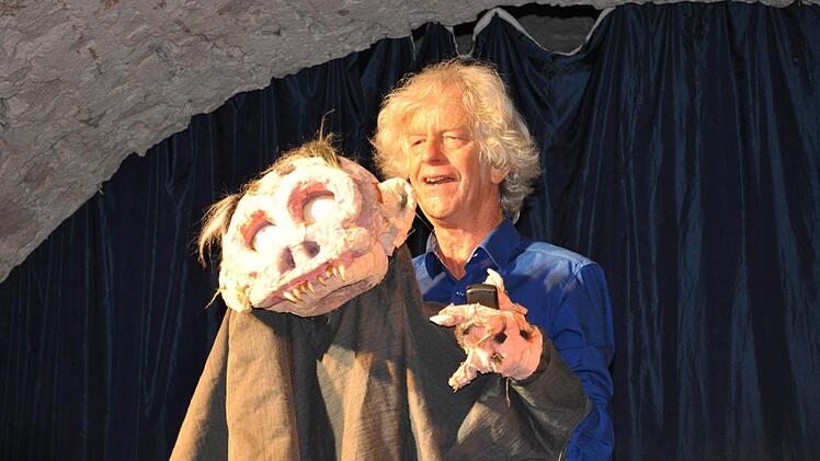 Josef Pretterer war mit seinem Stück "Herzversagen" im Hammelburger Bocksbeutelkeller.  Foto: Mihm