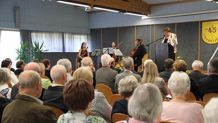 Landtagspräsidentin Barbara Stamm hält die Festansprache. Foto: Ulrike Müller