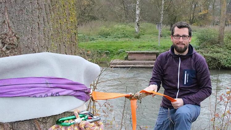 Leander Vierheilig macht sich aktuell als Erlebnispädagoge selbstständig, die fachliche Grundlage dafür holte er sich am Volkersberg. Beim Fachtag kommende Woche stellt er ein Praxisprojekt für Familien vor. Foto: Ralf Ruppert