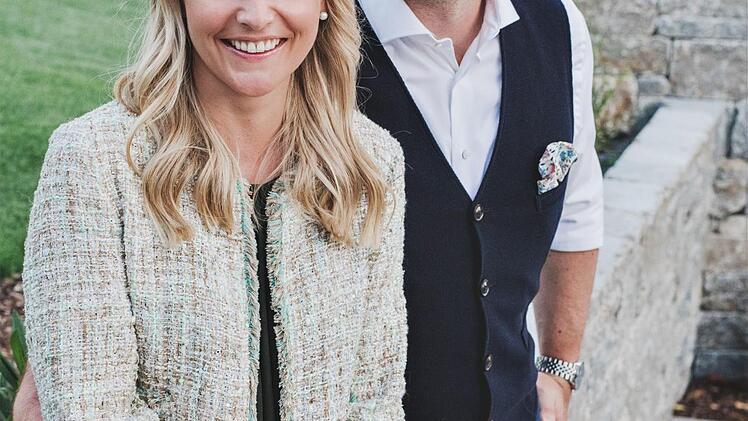 Carolin Kunzmann (33) steht jetzt auch im Vier-Sterne-Hotel in Bad Bocklet an der Seite ihres Mannes Gregor.  Foto: Conny Schöffmann