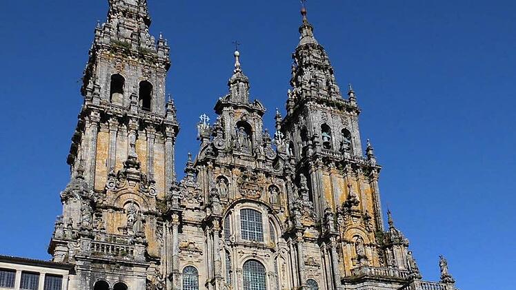 Die Kathedrale in Santiago ist schon von außen beeindruckend.