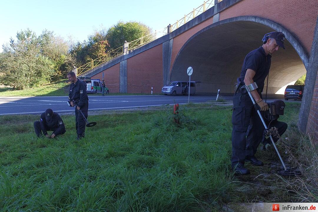 Heckenschütze feuert auf fahrende Autos bei Schnaittach