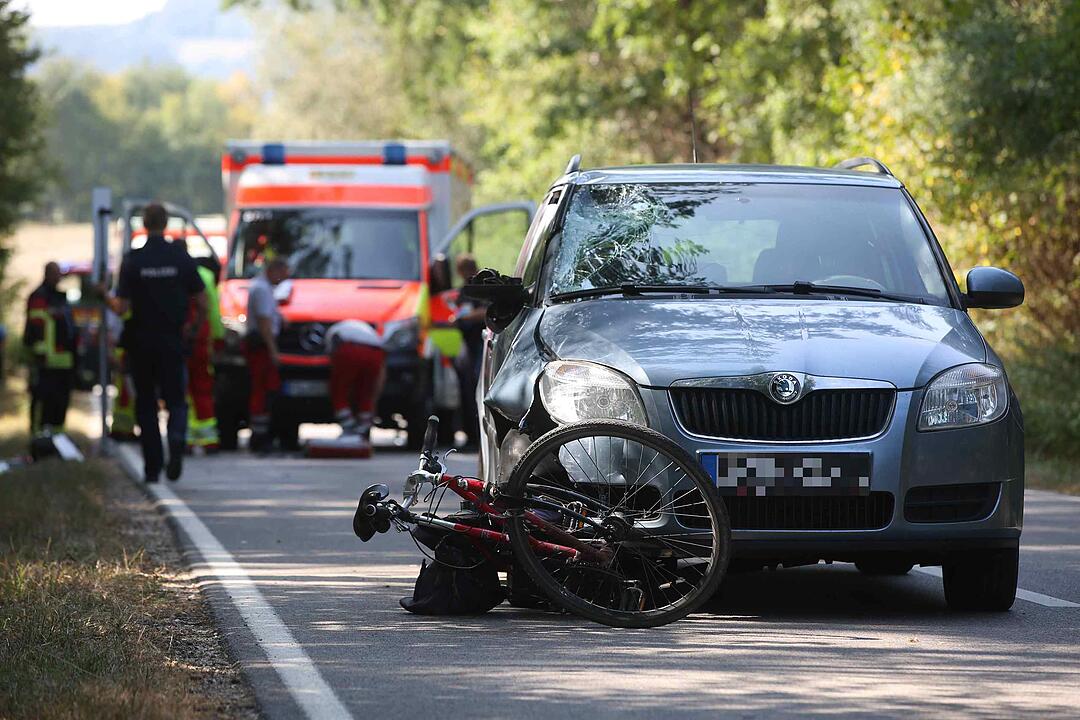 Unfall im Kreis Forchheim: 63-jähriger Radler stirbt vor den Augen seiner Frau
