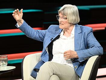 AfD-Poltikerin Gerrit Huy stellte bei "Markus Lanz" die Idee ihrer Partei zum Thema Einsparungen am Staatshaushalt vor.