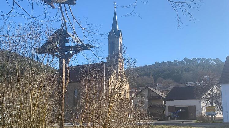 Burghausen im März 2020. Wie wird das Dorf und die anderen Stadtteile im Jahr 2040 aussehen? Darum geht es bei den Ideenwerkstätten zum Gemeindeentwicklungskonzept. Burghausen ist zusammen mit Reichenbach und Windheim am 6. April an der Reihe. Foto: Thomas Malz