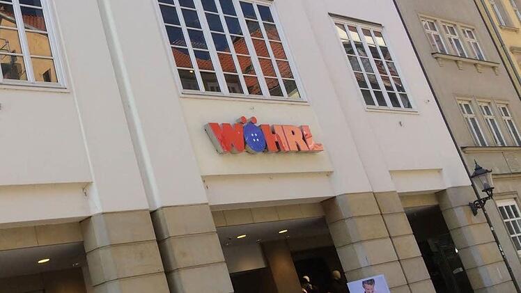 Coburg: W&ouml;hrl-Geb&auml;ude steht zum Verkauf - Unternehmen &auml;u&szlig;ert sich zu Schlie&szlig;ungsger&uuml;chten