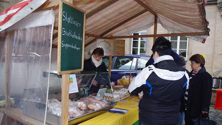 Hans Büchner (links) und seine Ehefrau Gudrun Büchner sind seit Anfang an dabei.