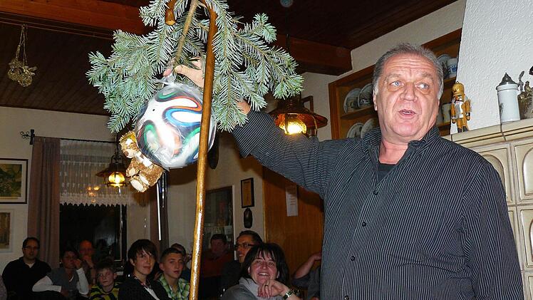 Christbaumversteigerung in Elbersreuth Foto: Klaus-Peter Wulf