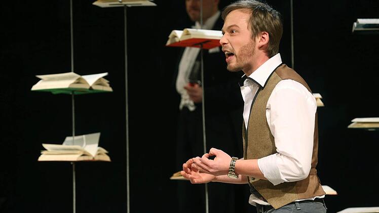 "Der Vorname": Szene aus der Coburger Erstaufführung im Theater in der Reithalle.Foto: Henning Rosenbusch