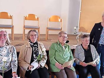 Ehrungen beim Katholischen Frauenbund, v.l. Agnes Weber, Sigrid Burkard, Maria Amschel, Margareta Albrecht und Marlene Müller.