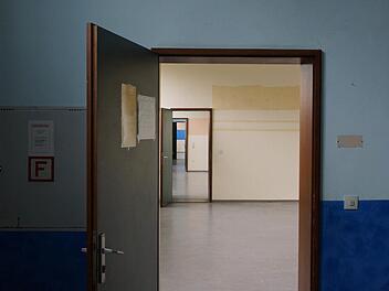 Die Zimmer im dreigeschossigen Trakt sind ausgeräumt.  Fotos: Arkadius Guzy
