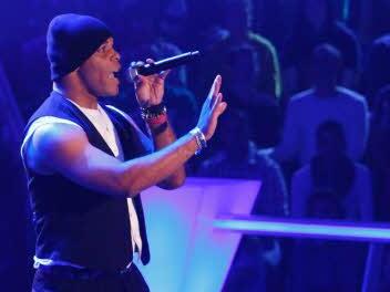 Bei seinem Auftritt in der zweiten Live-Show von "The Voice of Germany" sang Ray Horton "How am I supposed to live without you" von Michael Bolton. Foto: SAT.1/ProSieben/Richard Hübner